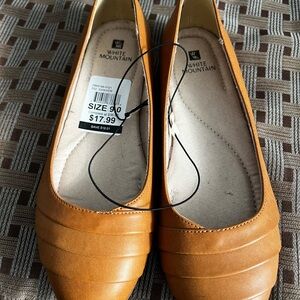 White Mountain Women's Brown Loafers